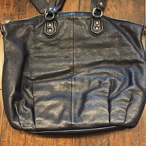 Coach Ashley Purse - Picture 3 of 9